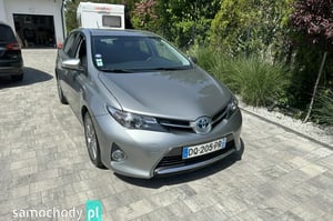 Toyota Auris Hatchback 2015