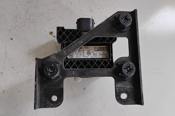AUDI A3 S3 8V RADAR DISTRONIC 5Q0907561B