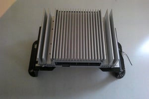 HYUNDAI IX35 WZMACNIACZ 963702Y000