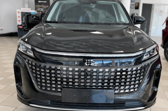 DFSK Seres 5 SUV 2025