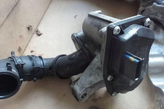 NISSAN QASHQAI J11 1,6 ZAWÓR EGR