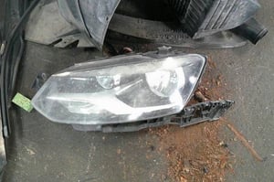 VW POLO V 6R LAMPA PRZÓD LEWA/PRAWA EU