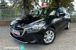 Mazda 2 Crossover 2015