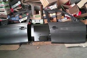 BMW 1 E87 DRZWI PRZÓD PRAWE/LEWE A22/7