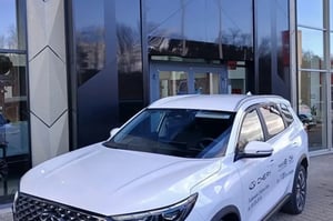 Osobowe Tiggo 8 SUV 2025