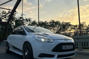 Ford Focus ST Hatchback 2012