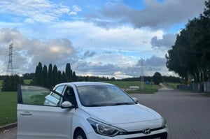 Hyundai i20 Hatchback 2015