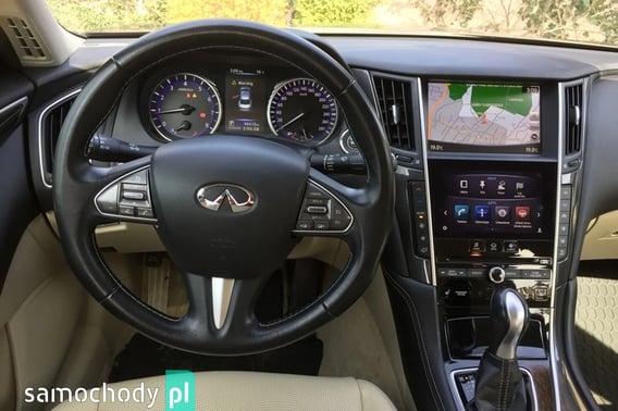 Infiniti Q50 Sedan 2015