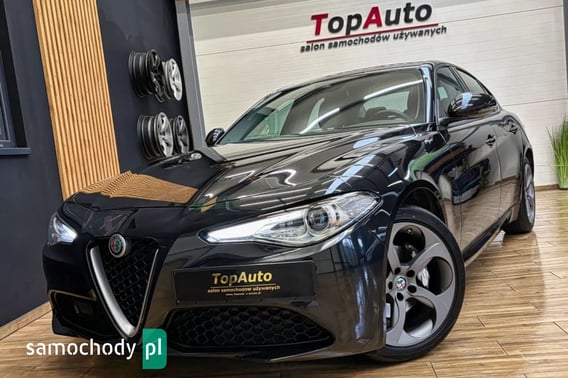 Alfa Romeo Giulia Sedan 2019