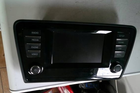 SKODA OCTAVIA III VRS RADIO NAWIGACJA WYŚWIETLACZ 5E0919605B
