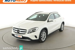 Mercedes-Benz GLA SUV 2015