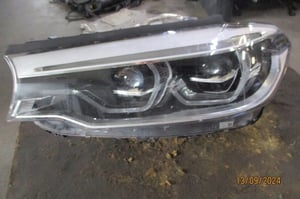 BMW 5 G30 M550 LAMPA PRZÓD LEWA ADAPTIVE FULL LED 8499121