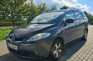 Mazda 5 Minivan 2005