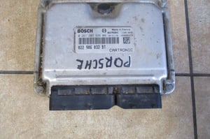 PORSCHE CAYENNE 4,5 STEROWNIK SILNIKA 022906032BT