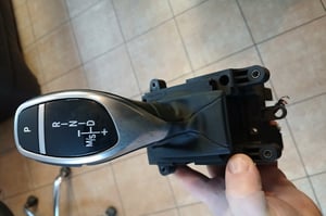 BMW F10 F11 SELEKTOR ZMIANY BIEGÓW AUTOMAT 9189118-02 EUROPA