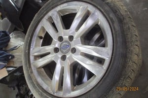 VOLVO V60 S60 II ALUFELGI 17 CALI