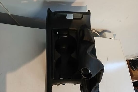 MAZDA 6 III SCHOWEK TUNELU MIESZEK LEWARKA GHP964431