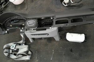 AUDI A4 B9 KONSOLA AIRBAG X2 PASY X4 ORYGINAŁ