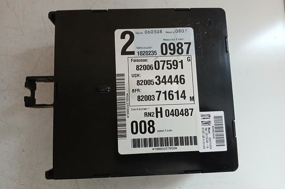 RENAULT LAGUNA II LIFT MODUŁ BSI 8200534446