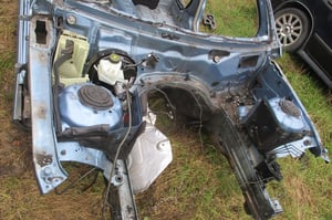 MERCEDES W212 ĆWIARTKA PRZÓD PRAWA/LEWA 230