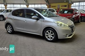 Peugeot 208 Hatchback 2015