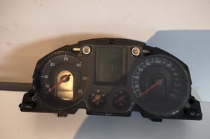 VW PASSAT B6 LICZNIK 3C0920871