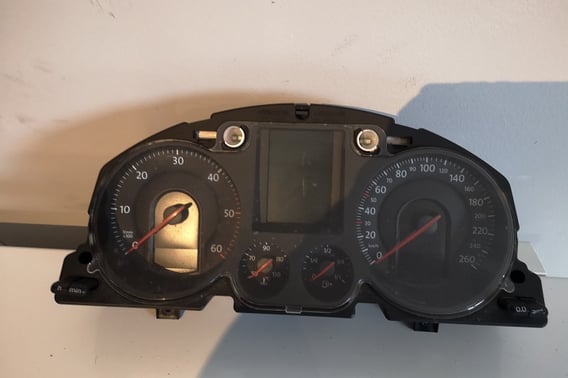 VW PASSAT B6 LICZNIK 3C0920871