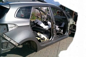 KIA CARENS IV BŁOTNIK ĆWIARTKA TYŁ/PRZÓD PRAWA/LEWA IM