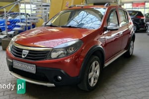 Dacia Sandero Hatchback 2010