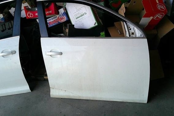 VW GOLF V KOMBI DRZWI PRZÓD/TYŁ PRAWE LB9A