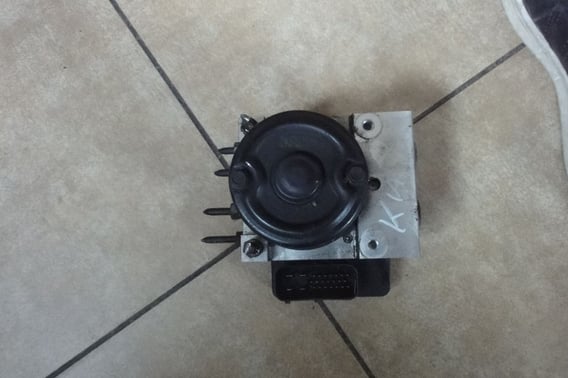 KIA CARENS II 2.0 CRDI BTCS 0K2FD437A0