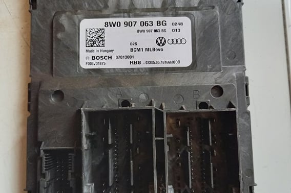 AUDI A4 B9 MODUŁ KOMFORTU 8W0907063BG