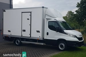 IVECO Daily Kontener 2023
