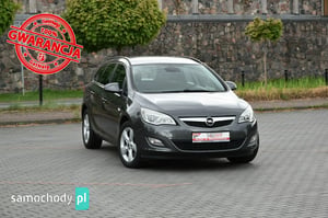 Opel Astra Kombi 2011