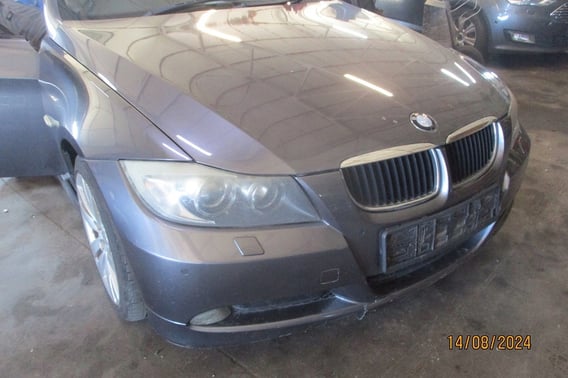 BMW E90 BŁOTNIK LEWY A22 LAMPA XENON PRAWA LEWA UK PAS PRZEDNI