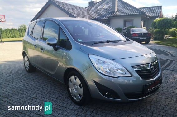 Opel Meriva Hatchback 2013