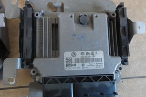 VW GOLF V KOMPUTER SILNIKA 1,9TDI BLS 03G906021P