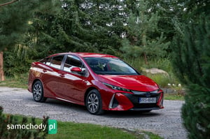 Toyota Prius Sedan 2021