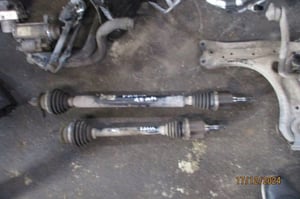 SKODA FABIA III 1,0MPI PÓŁOŚ PRAWA/LEWA 6C0407272H/6C0407271H