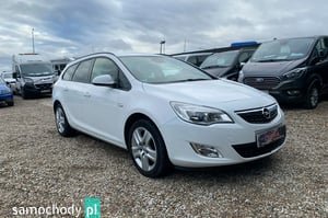 Opel Astra Kombi 2011