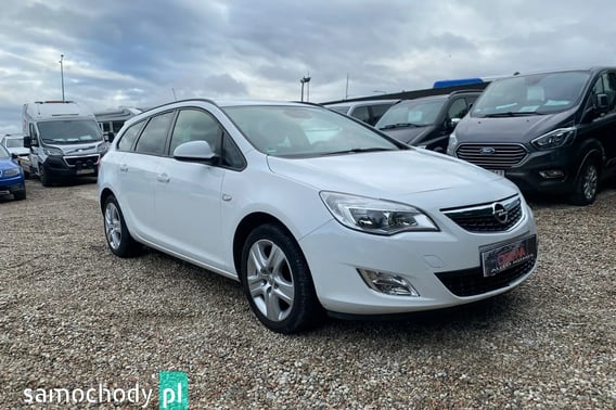 Opel Astra Kombi 2011