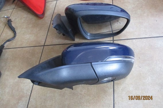 FORD FOCUS MK4 LUSTERKO PRAWE 10PIN RJ