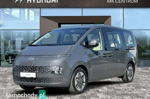 Hyundai Staria Van 2025