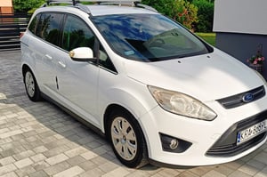 Ford Grand C-MAX Minivan 2012