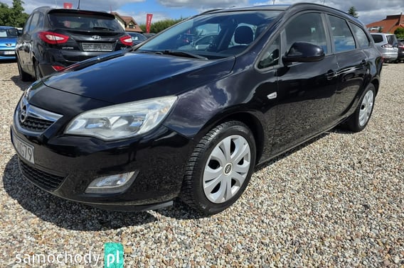 Opel Astra Kombi 2010