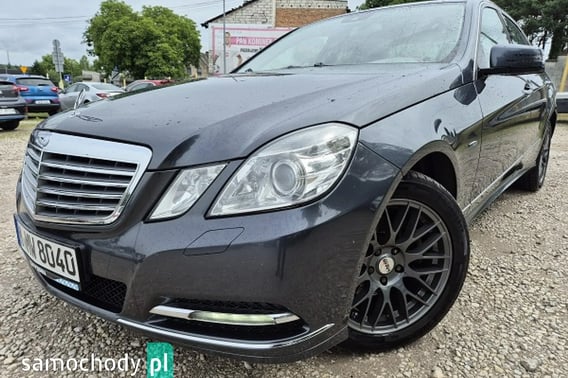 Mercedes-Benz E-Klasa Sedan 2011