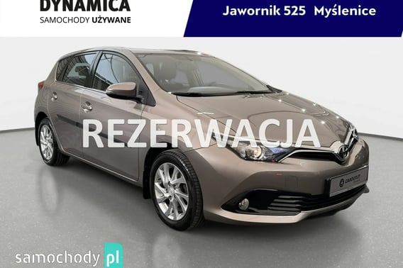 Toyota Auris Hatchback 2015