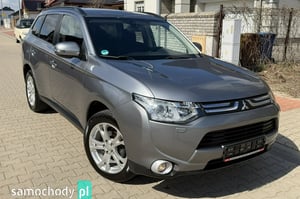 Mitsubishi Outlander SUV 2013