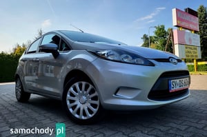 Ford Fiesta Crossover 2011