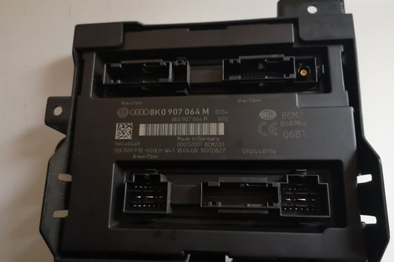 AUDI A4 B8 MODUŁ KOMFORTU 8K0907064M